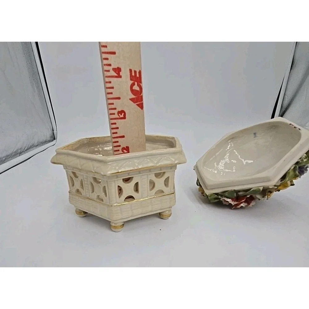 Vtg Bavaria Lid Floral Pansy Footed Trinket Candy Coin Dish Flawed READ‎